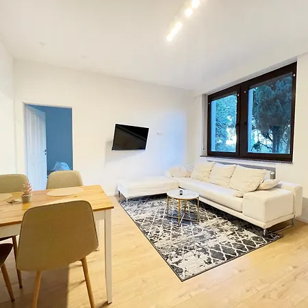 Lumen Nahe Koeln & Phantasialand Appartement *