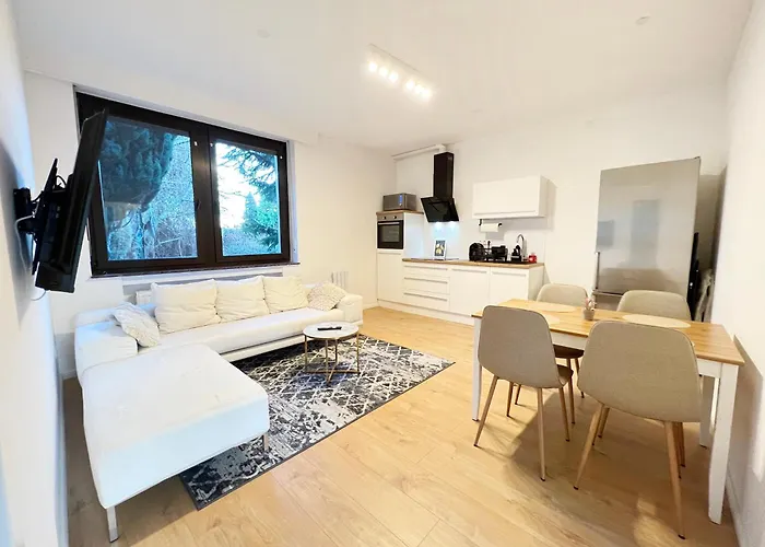 Appartement Lumen Nahe Koeln & Phantasialand Hürth