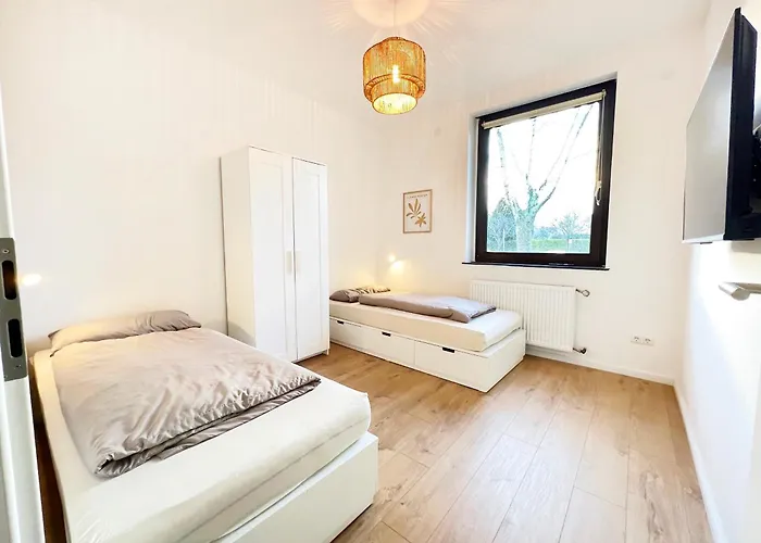 Lumen Nahe Koeln & Phantasialand Appartement