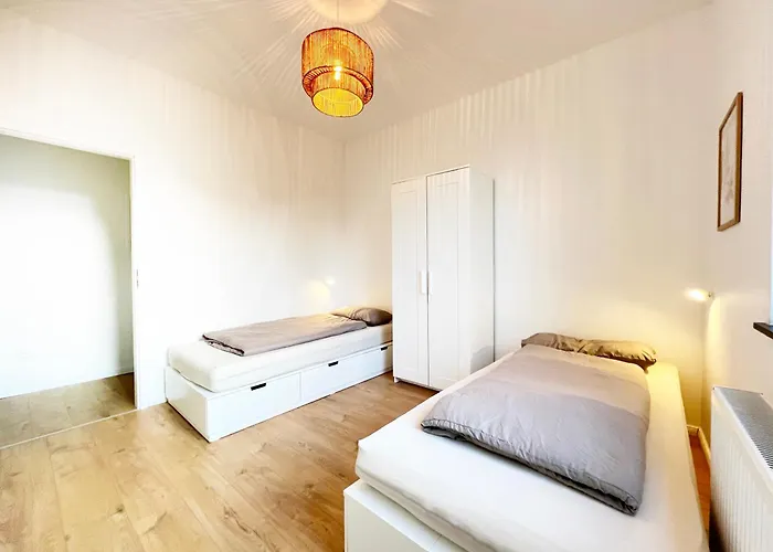 Lumen Nahe Koeln & Phantasialand *