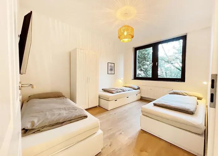 Lumen Nahe Koeln & Phantasialand *